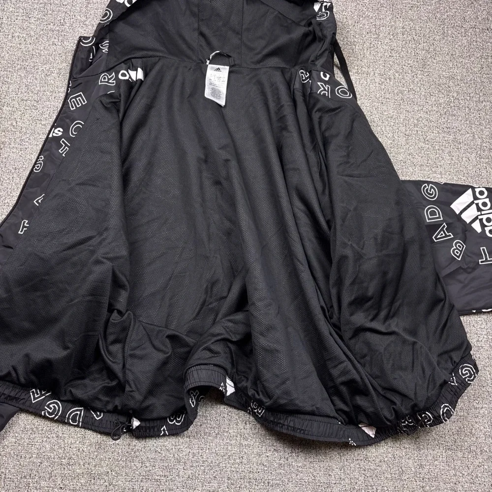 Adidas‎ Badge of Sport Windbreaker Jacket Mens Large Black White All Over HC9177